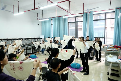 當救護科技遇上青春力量——廣西現代職業技術學院掛牌應急救護培訓基地，開啟計算機科教融合新篇章