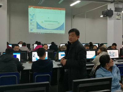 提升信息素養(yǎng)，守護知識產(chǎn)權——我校成功舉辦軟件正版化專題培訓暨計算機技術培訓活動